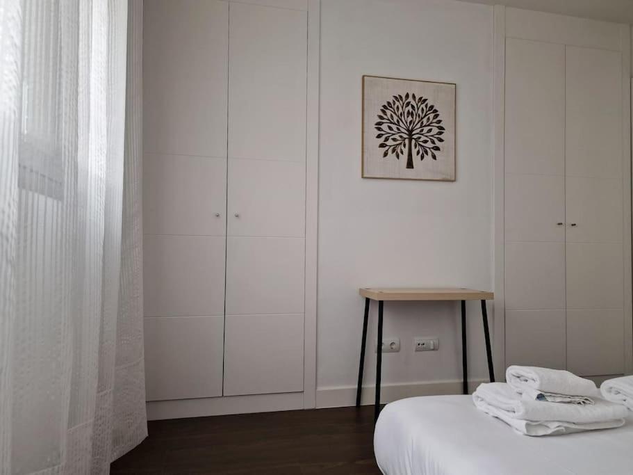 Valdebebas Con Garaje Gimnasio Y Piscina Apartment Мадрид Екстериор снимка